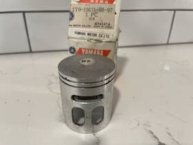 1t0-11631-00-97 Yamaha Nos Yz80 1977 Piston 48.97 Mm Std