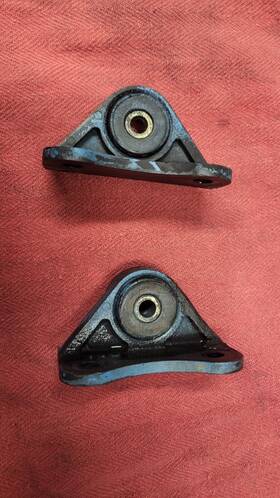 24x-24144-00-00 Yamaha Yz125 Wr Ttr Yz Tt Fuel Tank Mount Holder