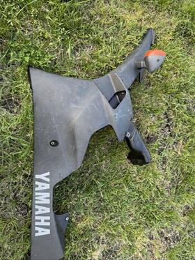 2c0-y2808-00-p4 Yamaha 2006 2007 Yzf R6 Oem Left Lower Bottom Belly Side Fairing Cowl 200-28385