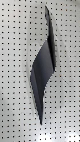 2cr-w2172-e1-p7 Yamaha 15-23 Yzf R1 Oem Rh Right Rear Tail Side Fairing Cover Panel - Black