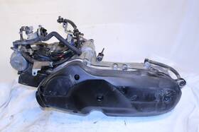 2js-e1102-00-00 Yamaha Zuma 125 Engine Motor 16 17 18 19 20 21 5957 Miles