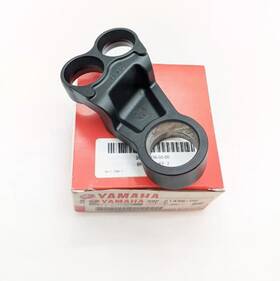 39p-21436-00 Yamaha 2011 Fz8 Oem Muffler Bracket