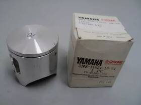3n8-11631-10-94 Yamaha Nos Oem Piston Std 1981 Yz125