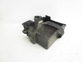 4h7-21240-01-00 Yamaha 82 Maxim Xj 650 Battery Box Tray 1980-1983