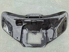 4xy-28350-00-p8 Yamaha 2005 Royal Star Venture. Used Oem Dash Cover Cowling Assy