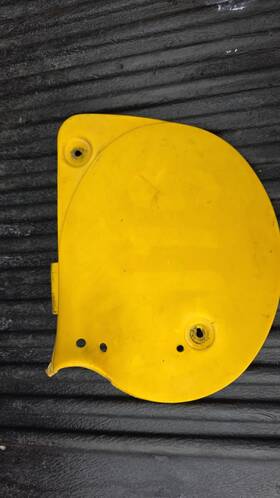 5982172100 Yamaha Oem 1977 Yz80 Right Side Cover Yellow -