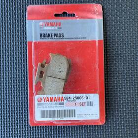 5b4-25806-01-00 Yamaha 5b4-25806-01 Brake Pad Kit 2 Oem New