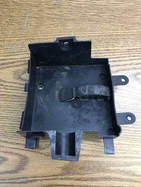 5jw-2160e-00-00 Yamaha Fjr1300 2003-2005 Box Part # 5jw-2160e-00-00 Yamaha Fjr1300 2003-2005 Box Part #