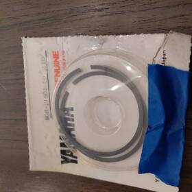 8g8-11601-00-00 Yamaha 8g8-11601-00 Nos Piston Ring Set Std Bore Et340 Ec340 Cs340