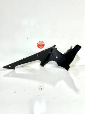 B3l-2836l Yamaha 2020-2025 Yzf R1 Oem Right Side Inner Front Lower Under Trim