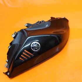 Beb-24139-00 Yamaha 22-24 Yzf R7 Right Gas Tank Fuel Cell Panel Cover Trim Cowl
