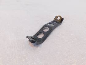 Wg-2836a-00-00 Yamaha Fzr400 Fzr600 Fzr600r Lower Front Fairing Cowling Cowl Mount Bracket