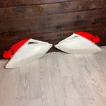 Honda Crf 450 2004-2008 Side Panels White Red Genuine Parts Oem 83510-MENF-7300. Fixed Price $62.56.