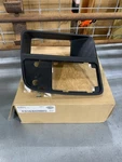 **new** Oem Harley Davidson Lower Fairing Fascia Rh 57100171. Fixed Price $20.85.