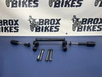 2001 2002 2003 2004 2005 Yamaha FZ1 Fazer Gen Front Engine Bracket. Fixed Price $40.00.