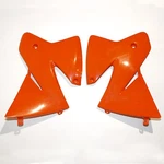 Ufo Plastic Side Radiator KT03040-127 Color Naranja. Fixed Price $203.93.
