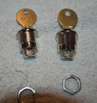 Harley Davidson Flh Flt Dresser Saddlebags 2 Lock W/keys Oem 53307-69 Nos. Fixed Price $400.00.