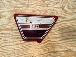 76 77 Yamaha XS360 Left Side Cover 1L9-21711-00-U4 Dg. Fixed Price $38.12.