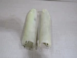 1997-1999 Honda CR500R 97-98 CR125 CR250 Fork Guards 51610-MAC-780ZA 51620. Fixed Price $24.95.