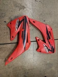 Honda CR250R Oem Rh & Lh 2002-2007 Radiator Shroud CR125 Cover 19071-KZ3-J40ZA. Fixed Price $59.99.